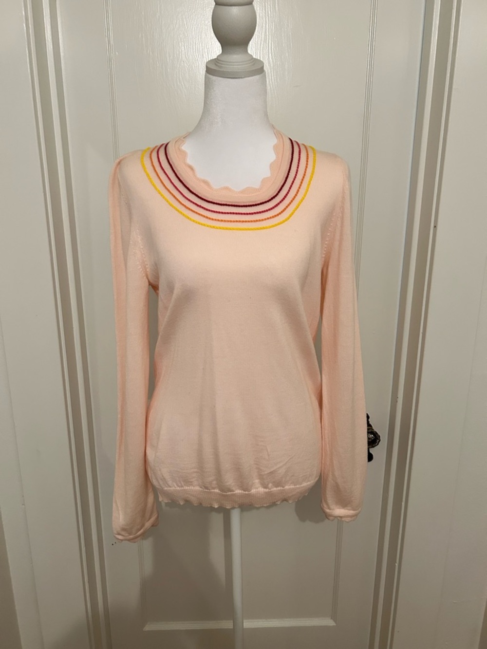 Peach Scalloped Neck Sweater with Multicolor Trim